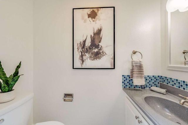 159 Centre Street, Mountain View, CA 94041