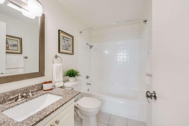 159 Centre Street, Mountain View, CA 94041