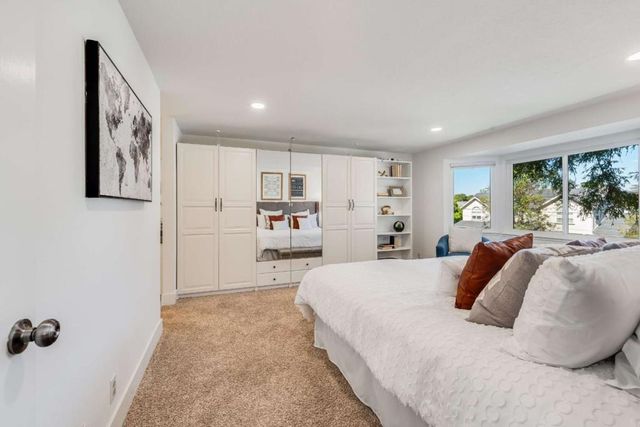 159 Centre Street, Mountain View, CA 94041