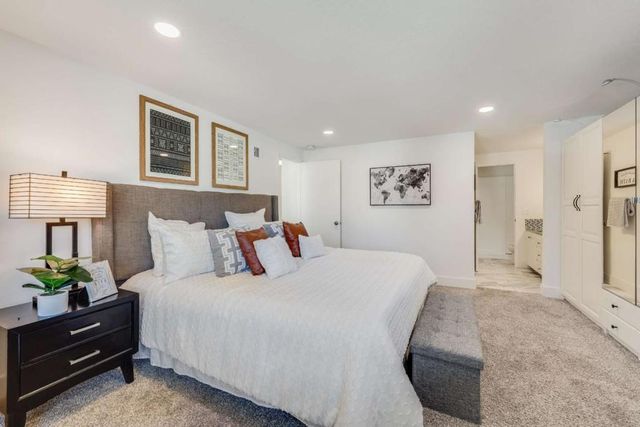 159 Centre Street, Mountain View, CA 94041