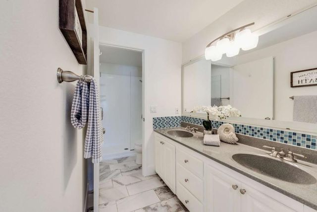 159 Centre Street, Mountain View, CA 94041