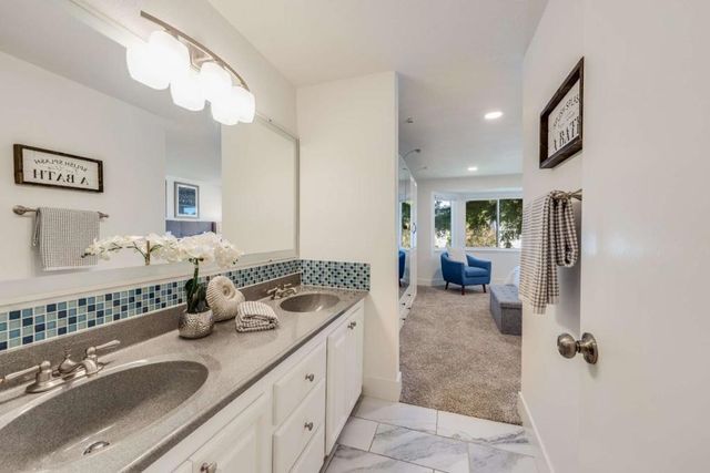 159 Centre Street, Mountain View, CA 94041