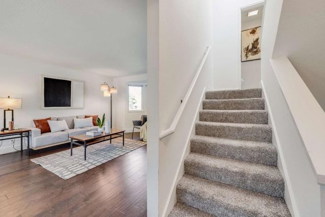 159 Centre Street, Mountain View, CA 94041