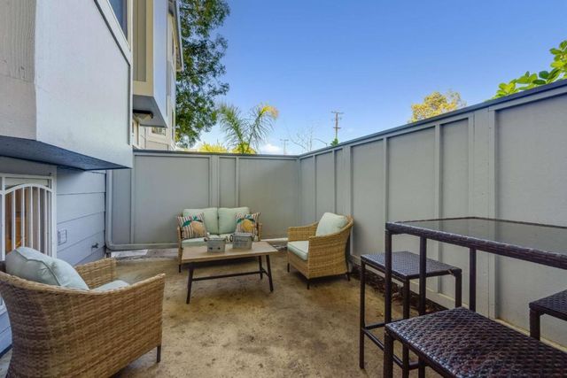 159 Centre Street, Mountain View, CA 94041