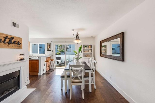 159 Centre Street, Mountain View, CA 94041