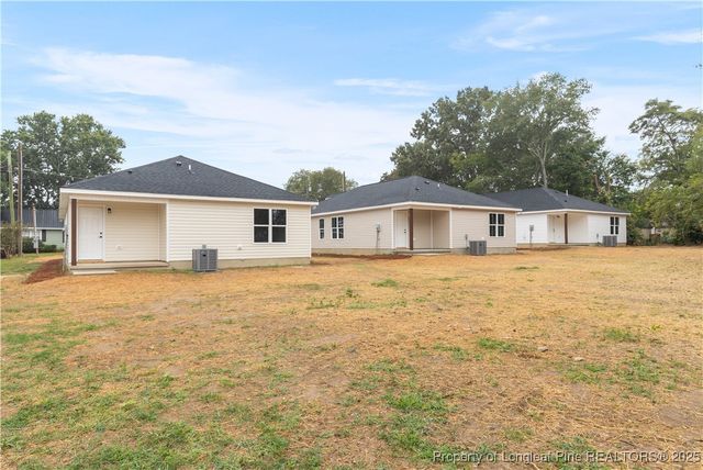 229 E Washington Street, Coats, NC 27521