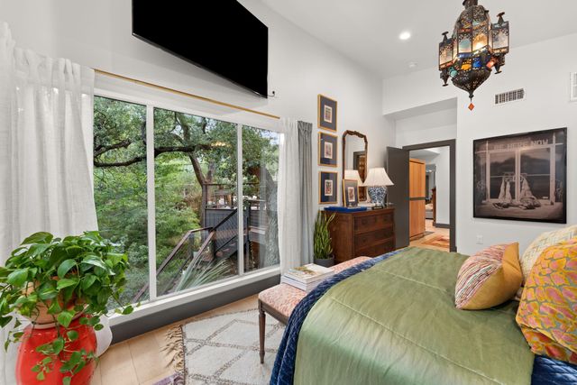 2709 Pecos ST, Austin, TX 78703