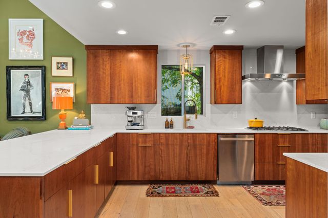 2709 Pecos ST, Austin, TX 78703