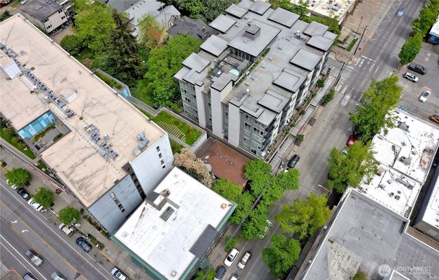 1210 E Pine Street, Seattle, WA 98122