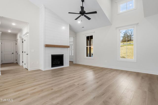 826 Hairetown Road, Jonesborough, TN 37659