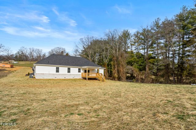 826 Hairetown Road, Jonesborough, TN 37659