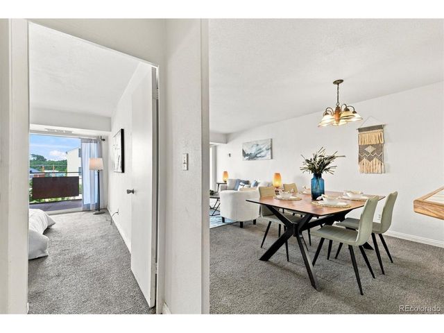 1121 Albion St 405, Denver, CO 80220