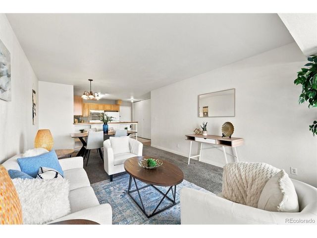 1121 Albion St 405, Denver, CO 80220