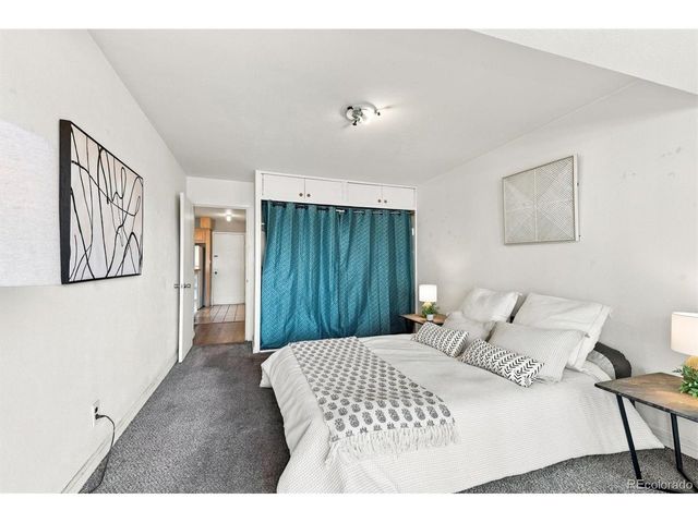1121 Albion St 405, Denver, CO 80220