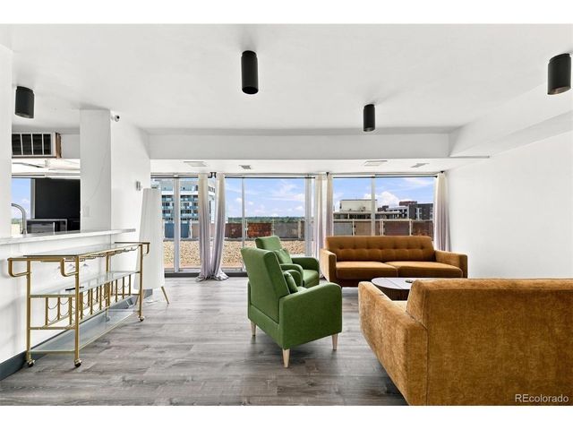 1121 Albion St 405, Denver, CO 80220