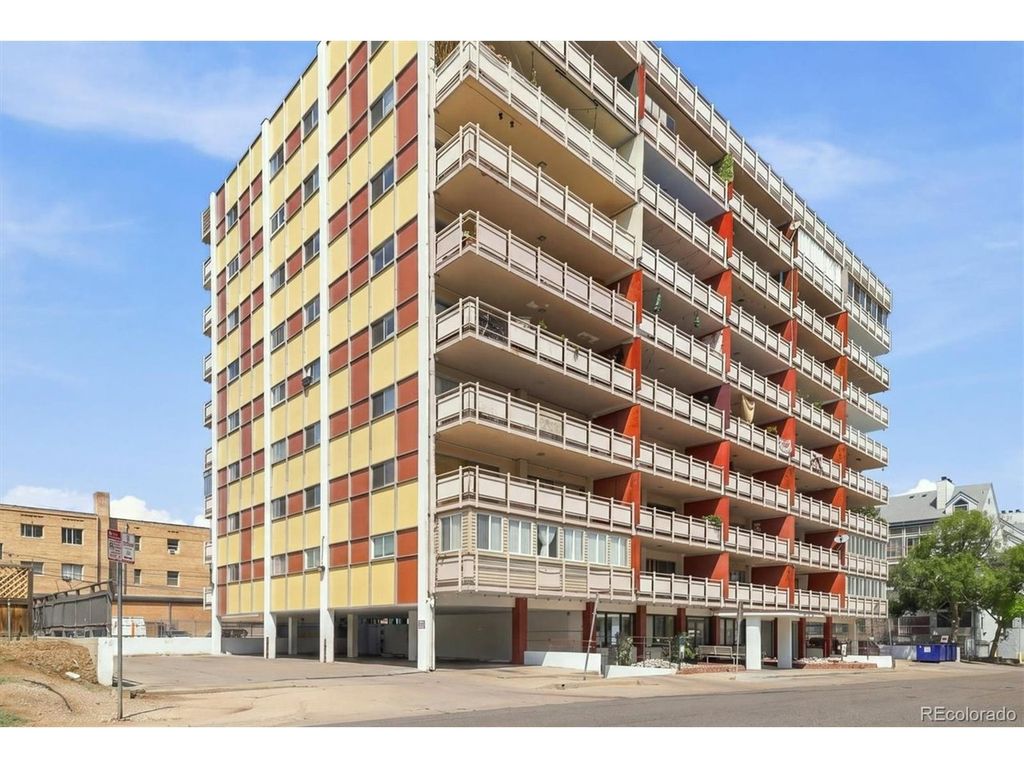 1121 Albion St 405, Denver, CO 80220