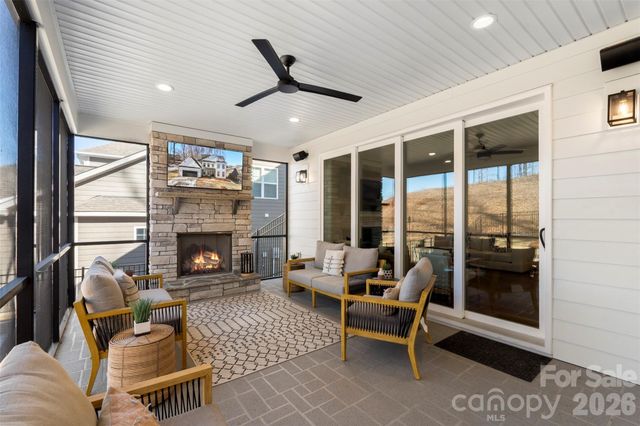 2568 Crosshaven Court NW, Concord, NC 28027