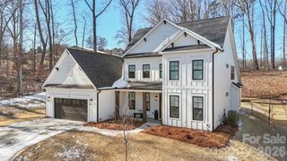 2568 Crosshaven Court NW, Concord, NC 28027