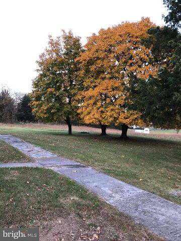 267 FORKLIFT, Inwood, WV 25428