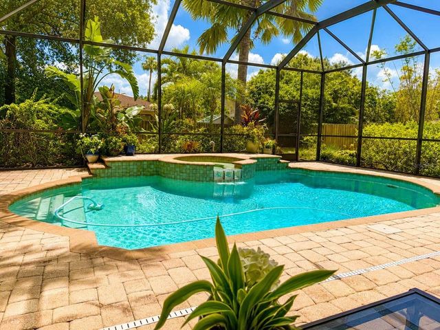 5916 6TH STREET, Tampa, FL 33611