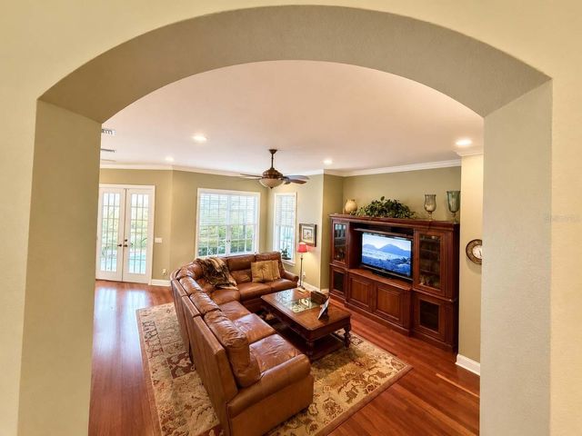 5916 6TH STREET, Tampa, FL 33611