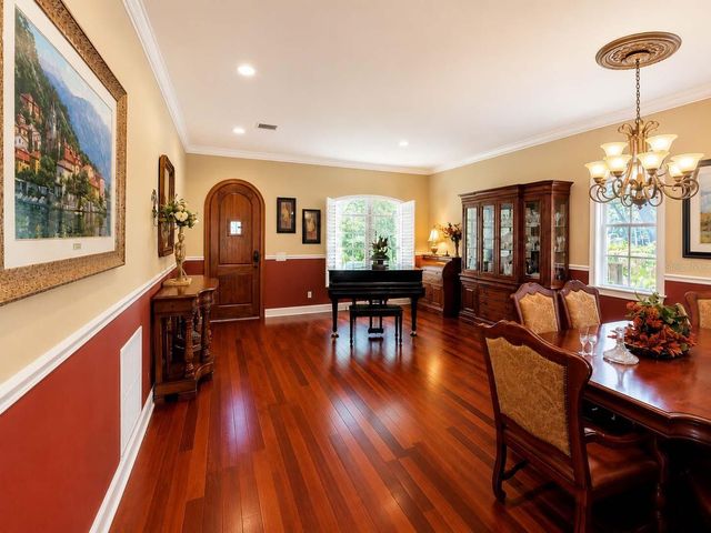 5916 6TH STREET, Tampa, FL 33611