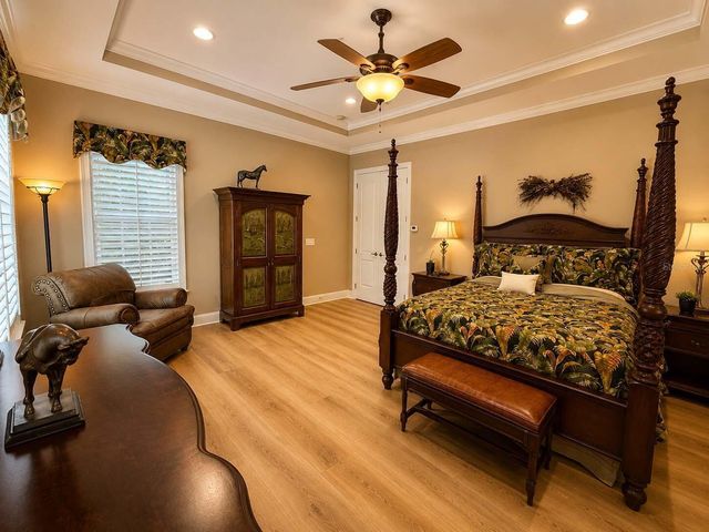 5916 6TH STREET, Tampa, FL 33611