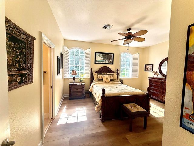 5916 6TH STREET, Tampa, FL 33611