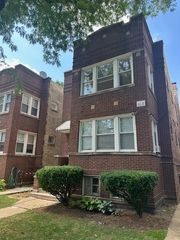 4820 N Kildare Avenue 2, Chicago, IL 60630