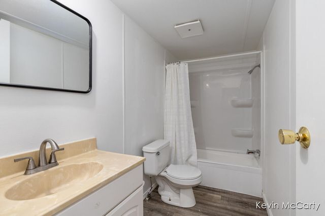 3421 Pullman Court, Caledonia, MI 49316