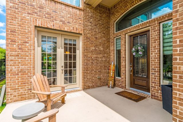 90 Birch Canoe Drive, Tomball, TX 77375