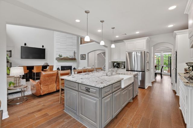 90 Birch Canoe Drive, Tomball, TX 77375