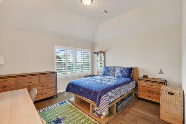 90 Birch Canoe Drive, Tomball, TX 77375
