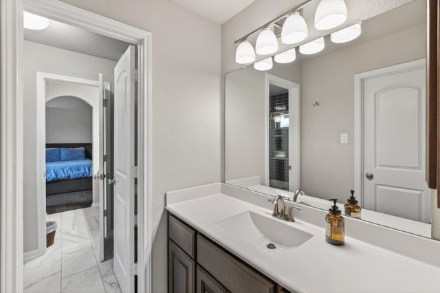 90 Birch Canoe Drive, Tomball, TX 77375