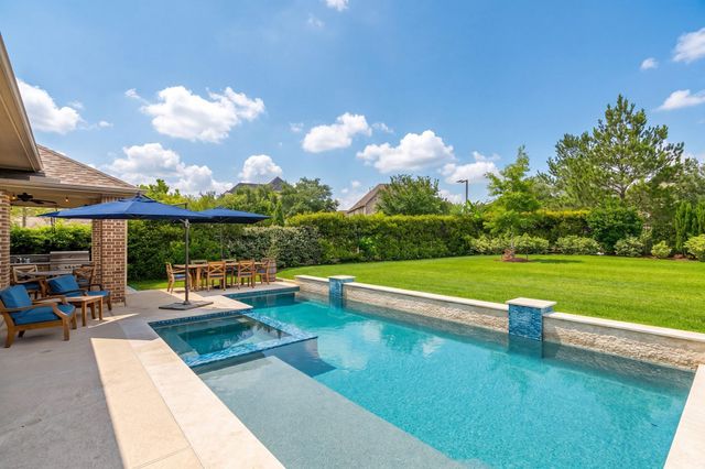 90 Birch Canoe Drive, Tomball, TX 77375