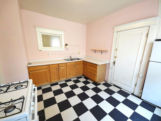 2223 Pleasant Avenue, Minneapolis, MN 55404