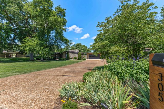 305 Louviers Ln, Old Hickory, TN 37138