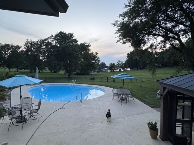 305 Louviers Ln, Old Hickory, TN 37138