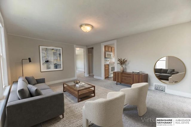 5022 Izard Street, Omaha, NE 68132