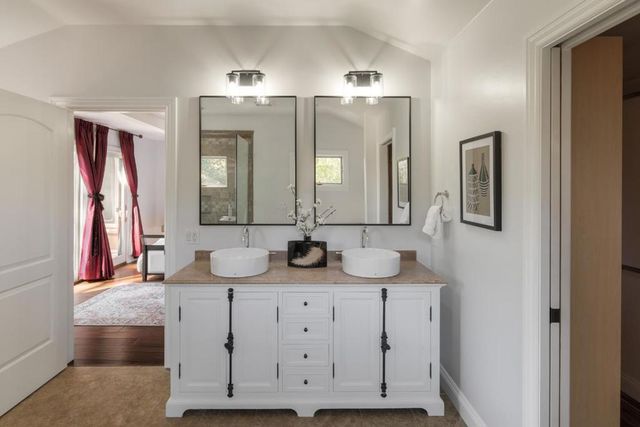 475 Fir Lane, Los Altos, CA 94024