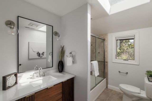 475 Fir Lane, Los Altos, CA 94024