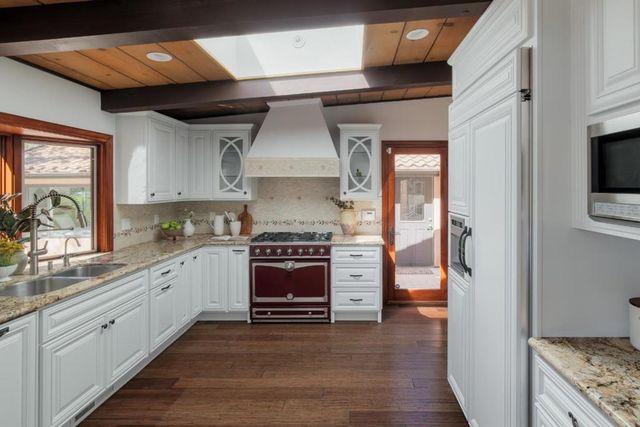 475 Fir Lane, Los Altos, CA 94024