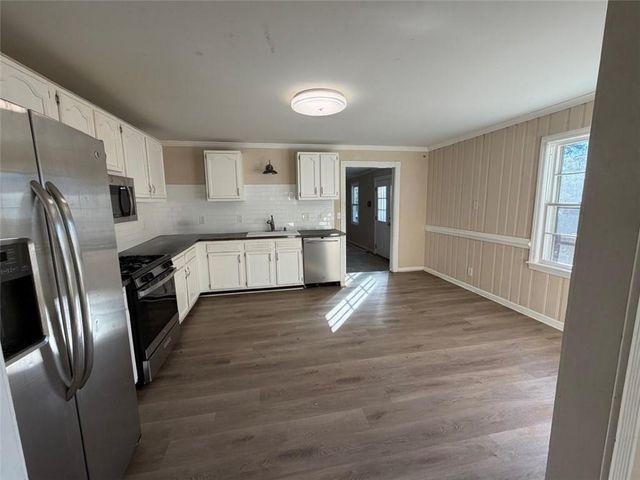 109 Glenn Street, Dallas, GA 30132