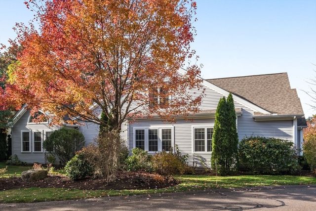22 Picket Fence, Plymouth, MA 02360