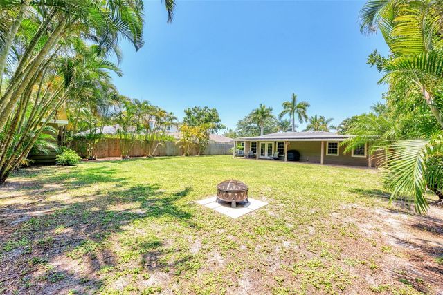 1894 LOMA LINDA STREET, Sarasota, FL 34239