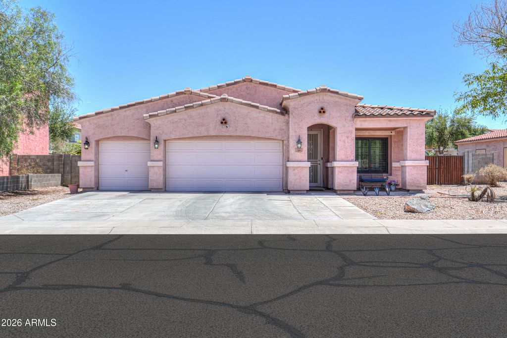56 N SOUTHFORK Drive, Casa Grande, AZ 85122 — exterior