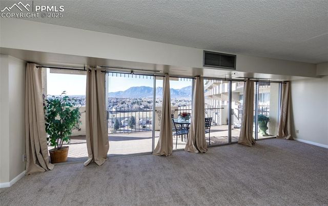 411 Lakewood Circle B1009, Colorado Springs, CO 80910