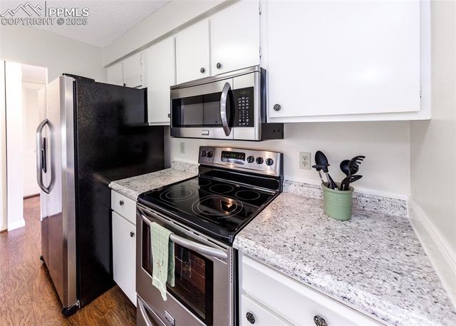 411 Lakewood Circle B1009, Colorado Springs, CO 80910