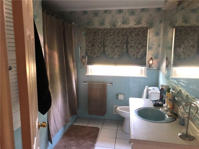 63 Noel Drive, Gates, NY 14606