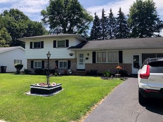 63 Noel Drive, Gates, NY 14606